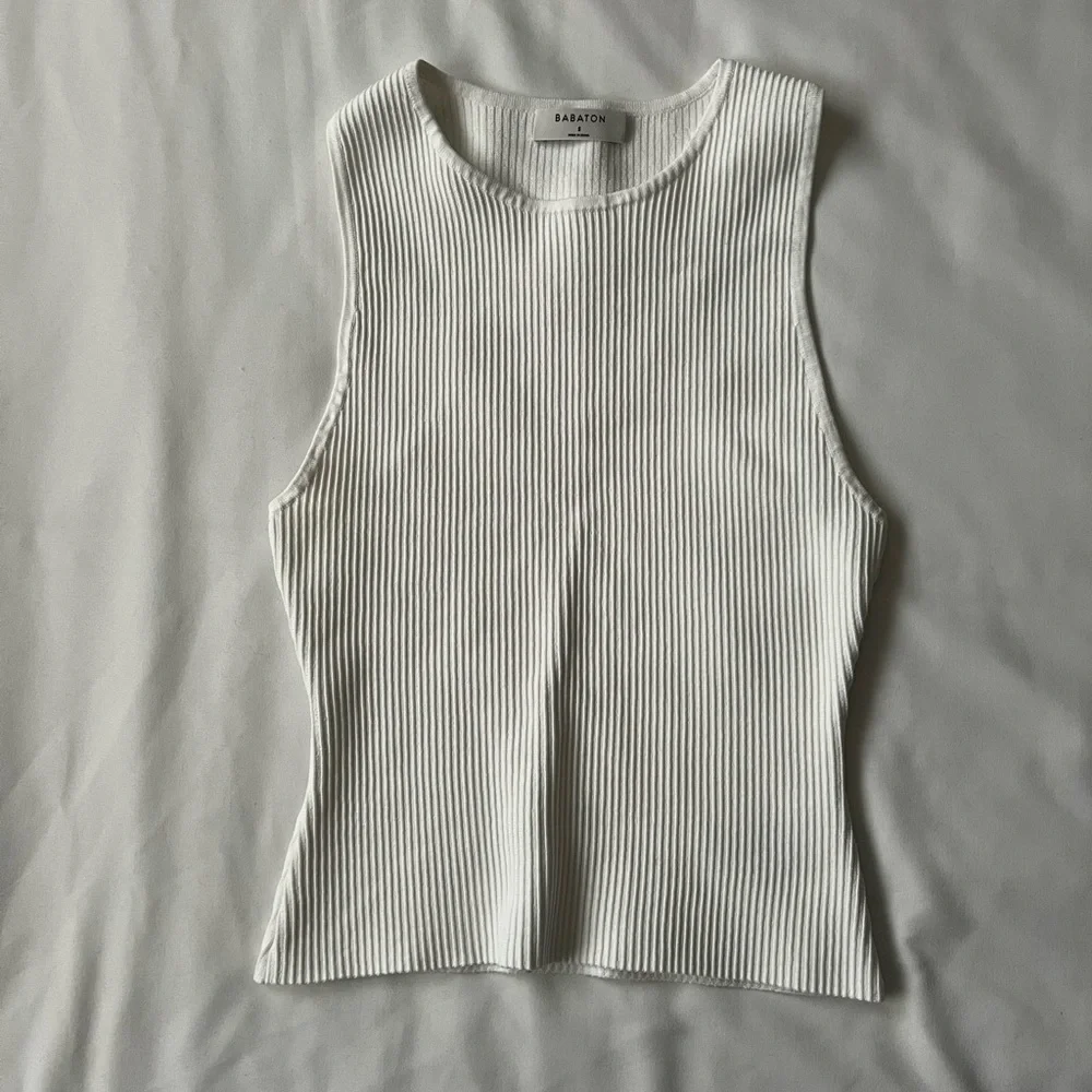 Aritzia Ribbed Tank - Picture 2 of 7